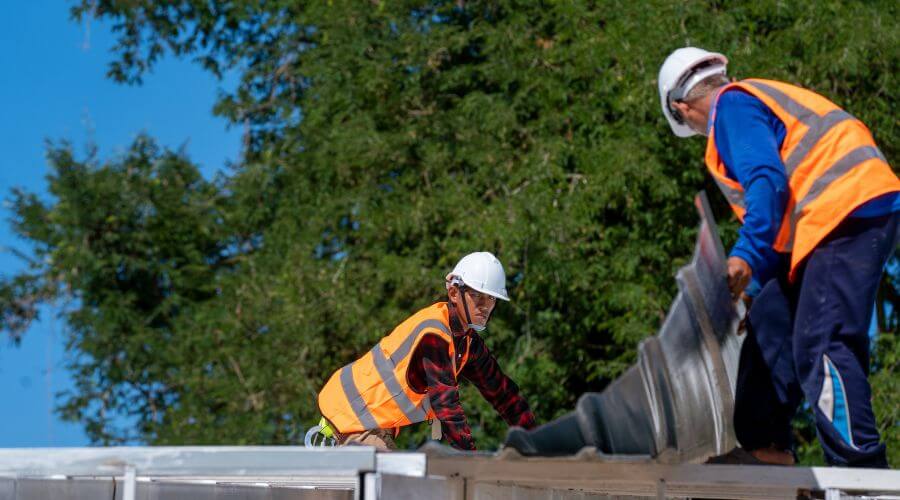 Professional gutter cleaning in Dublin, GA